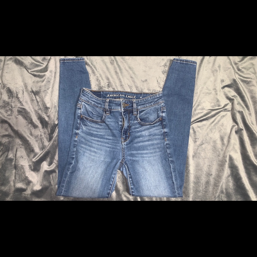 Women’s American eagle jeans size 2 short
